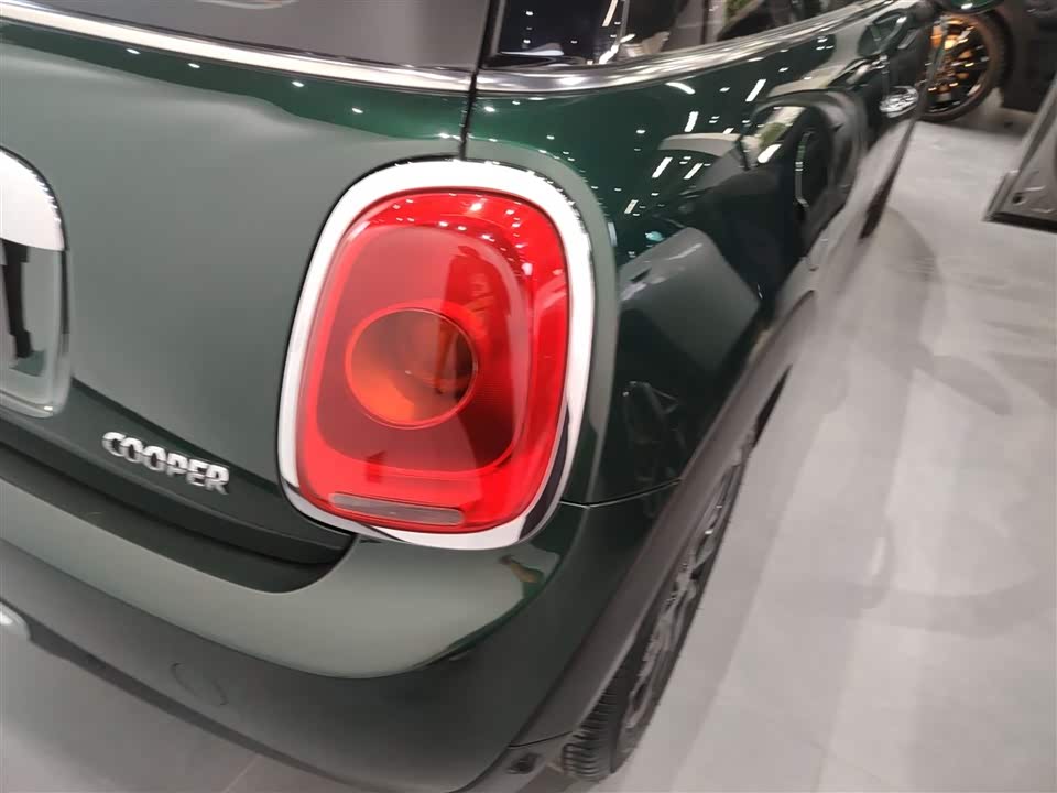 MINI MINI