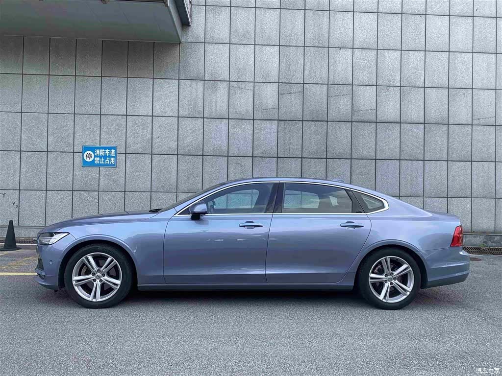 Volvo S90, 2018 4