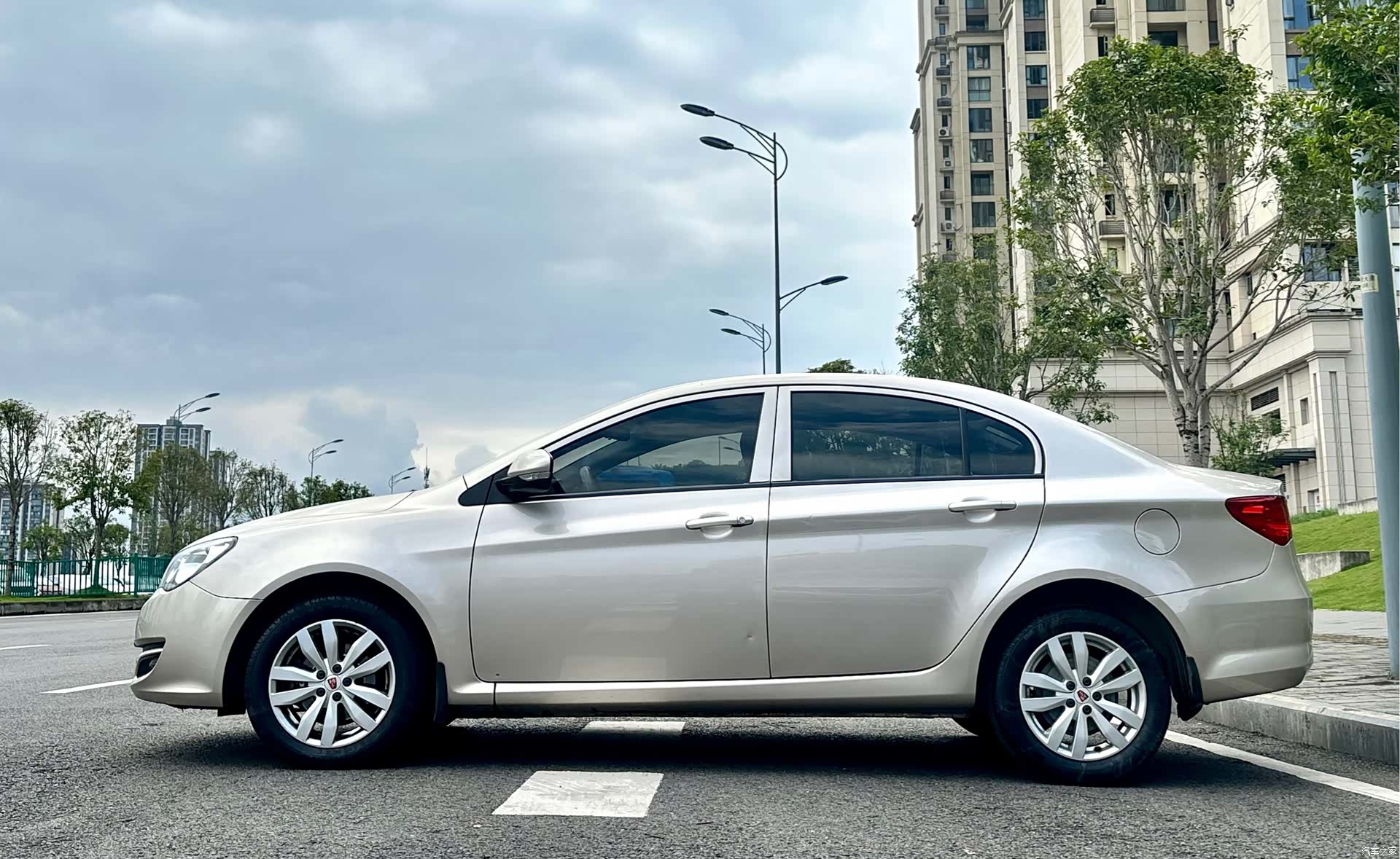 Roewe 350, 2016 7