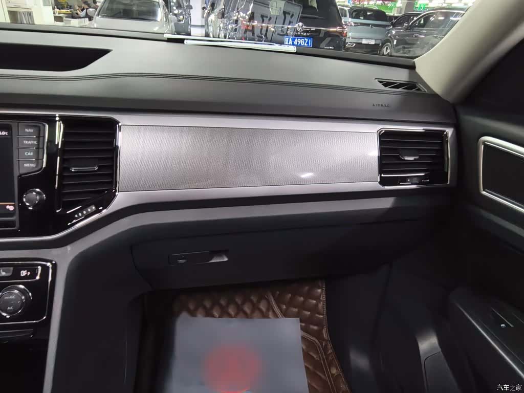 Volkswagen Teramont, 2018 11