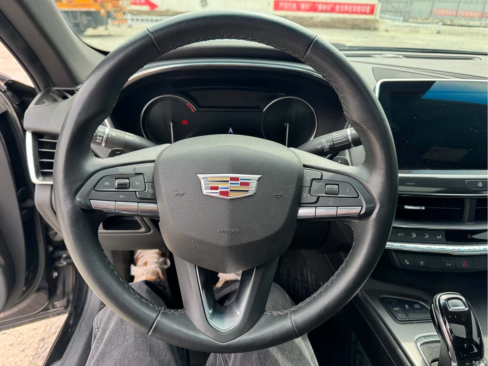 Cadillac CT5, 2022 10