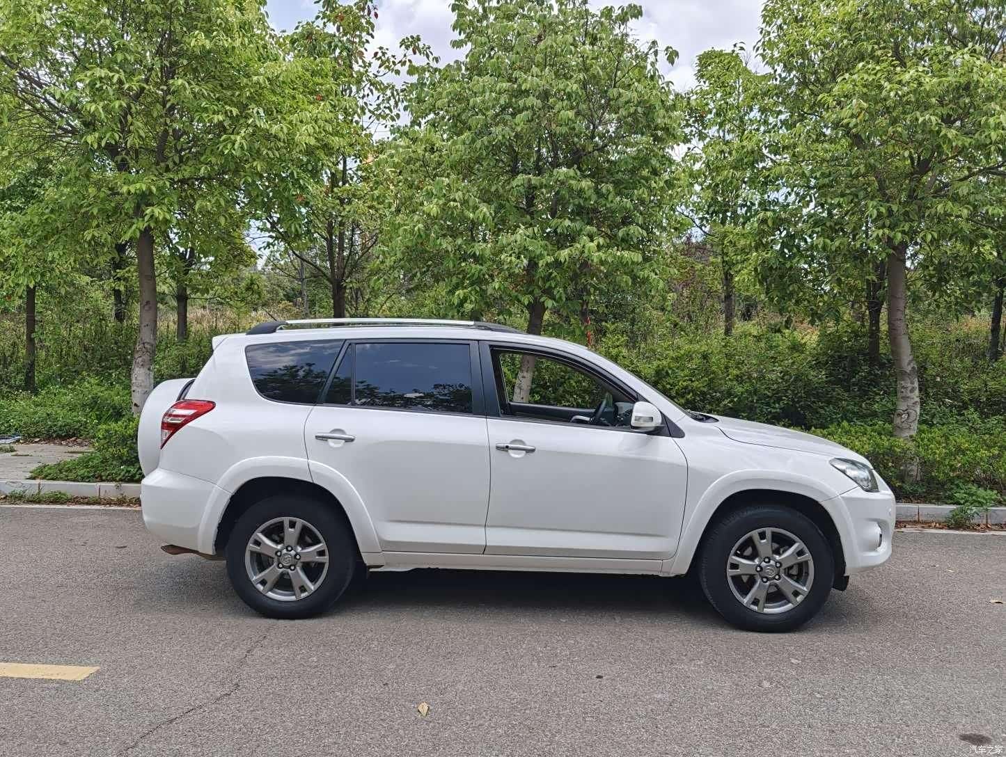 Toyota RAV4, 2013 все фото