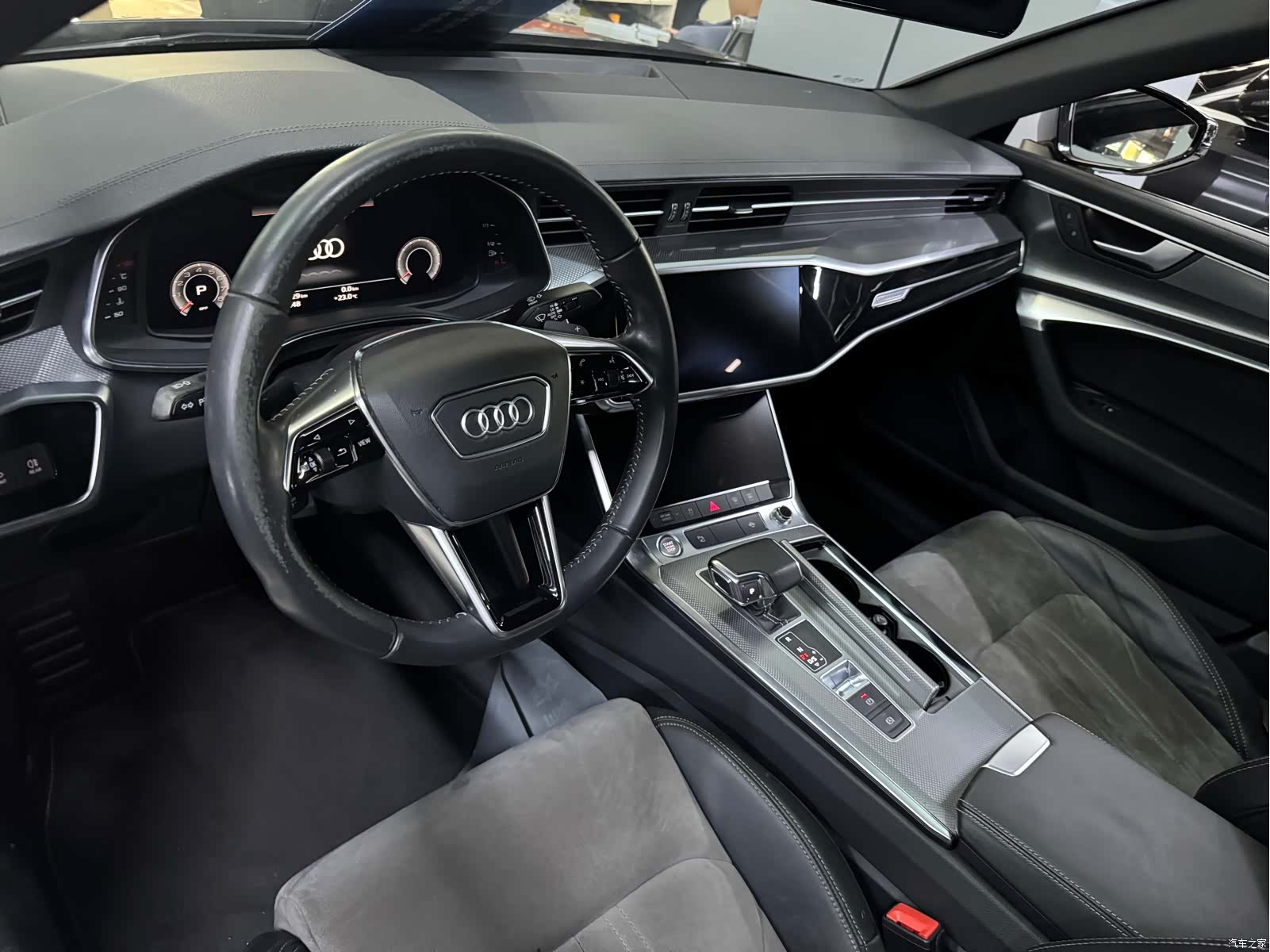 Audi A6L, 2020 15