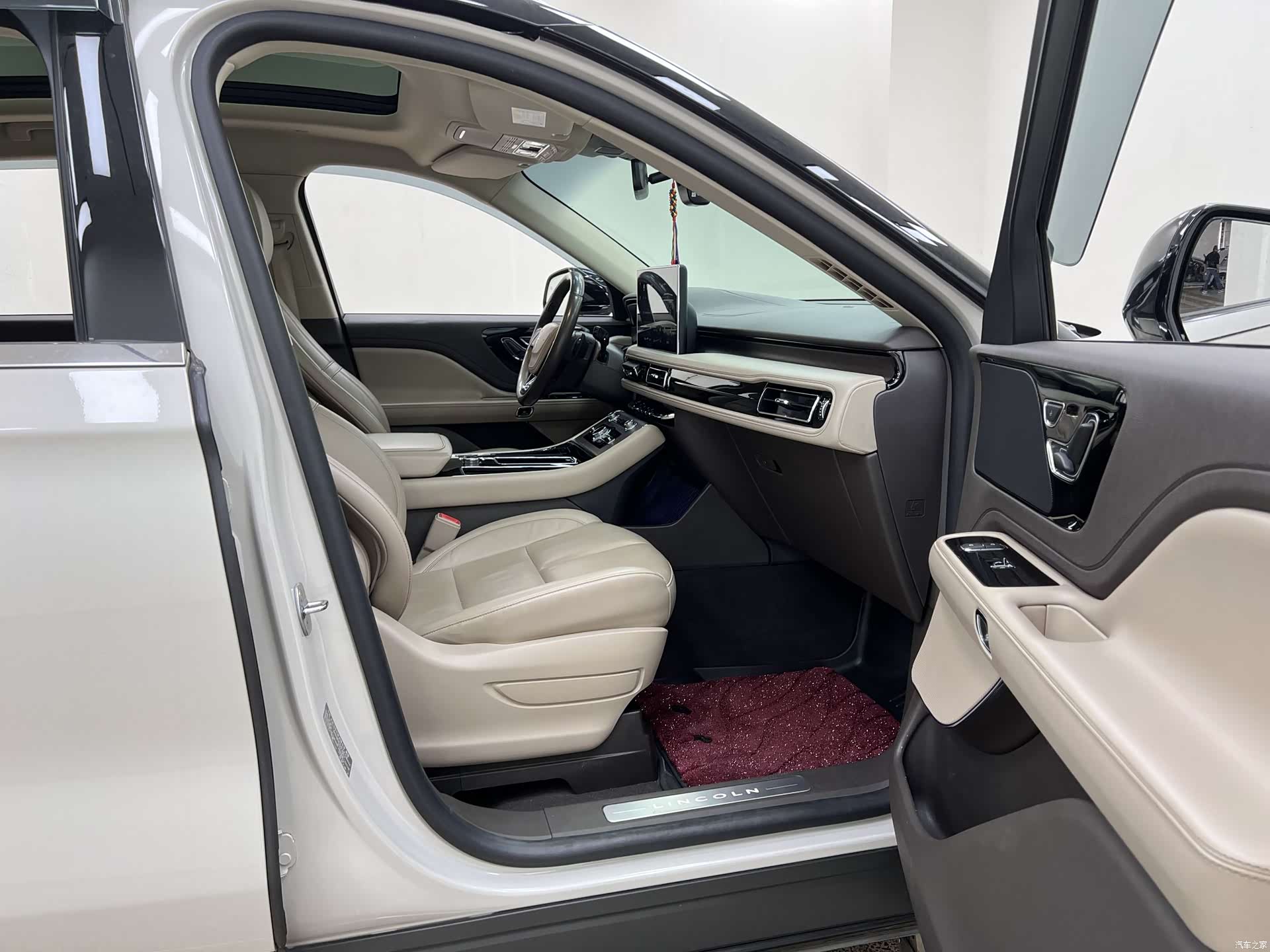 Lincoln Aviator, 2021 34