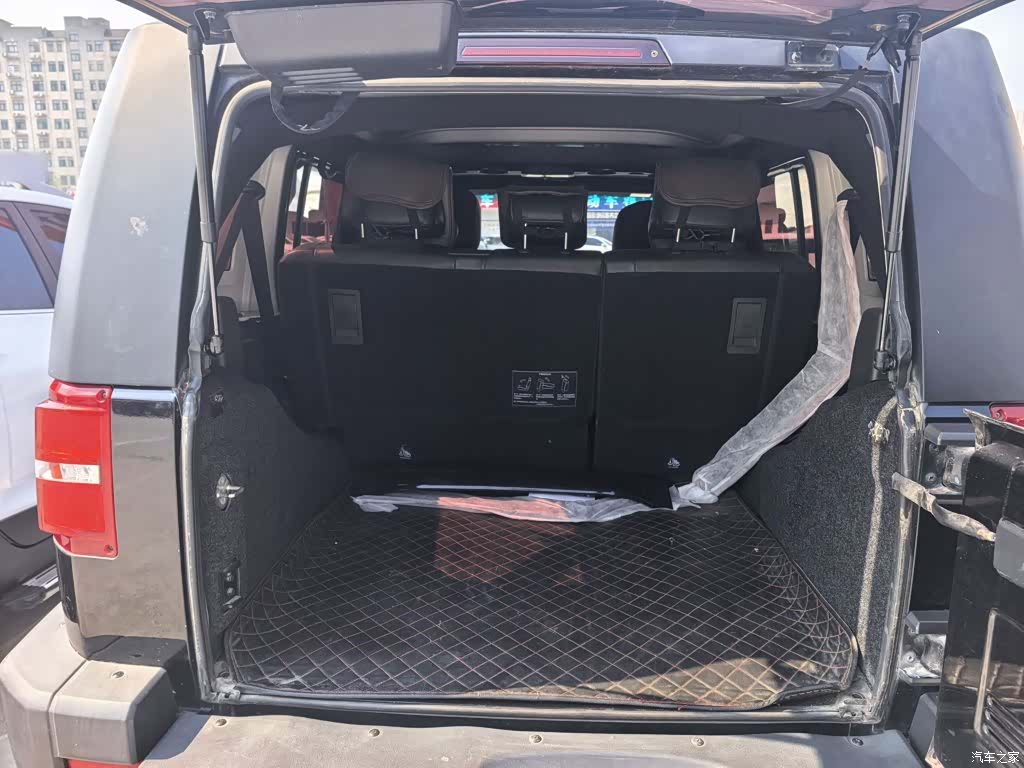 BAIC BJ40, 2018 17