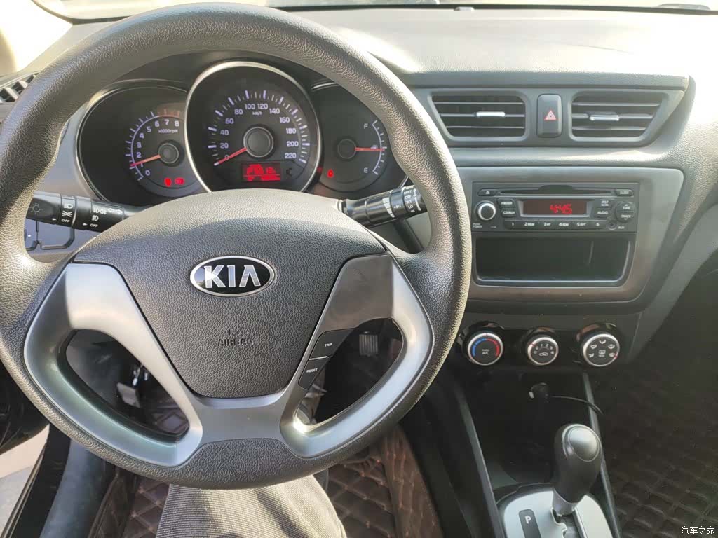 Kia K2, 2015 6