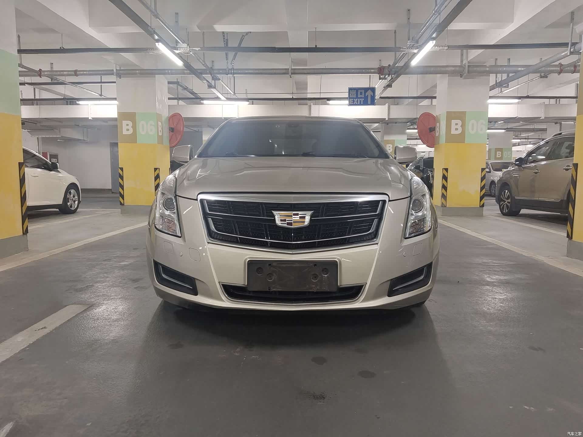 Cadillac XTS, 2016 2
