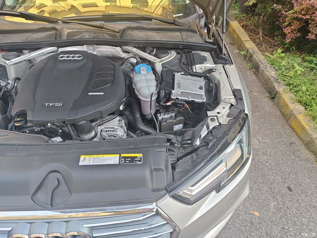 Audi A4L, 2018 22