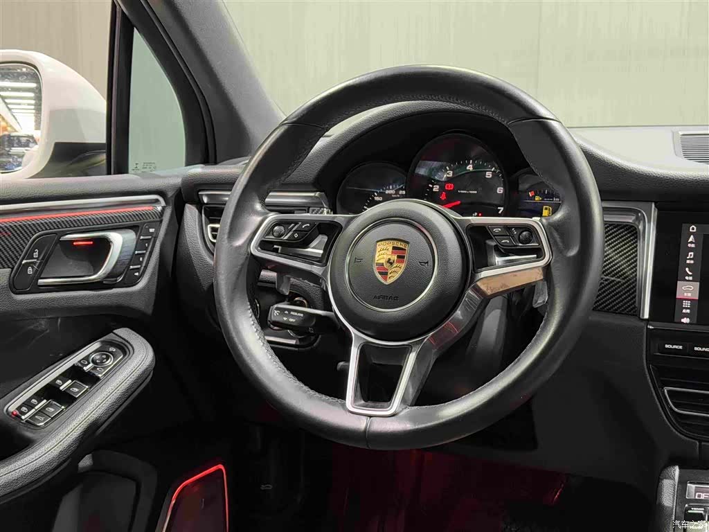 Porsche Macan, 2021 16