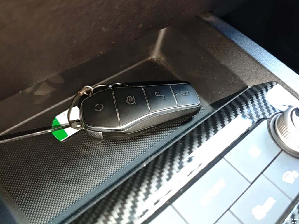 BYD E2, 2021 9