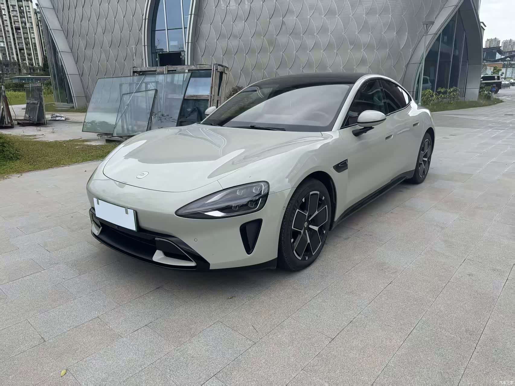Xiaomi SU7, 2025 1
