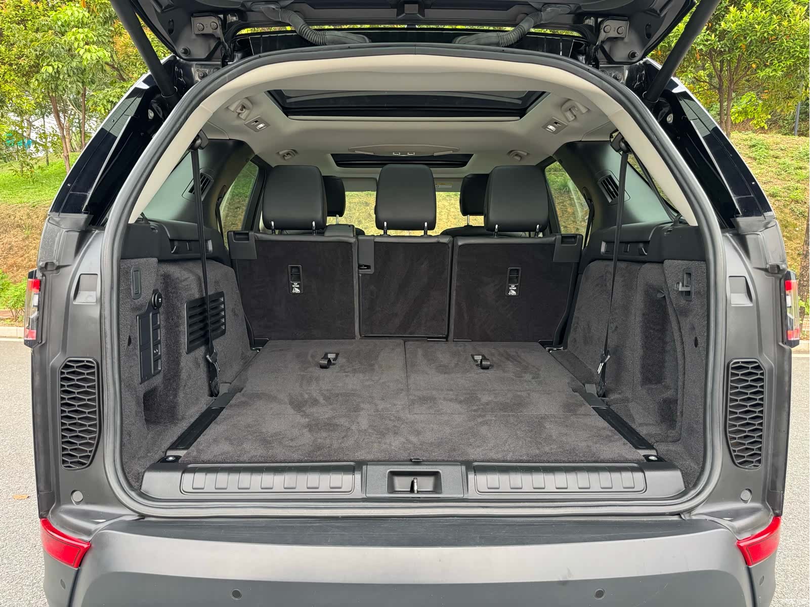 Land Rover Discovery, 2020 9