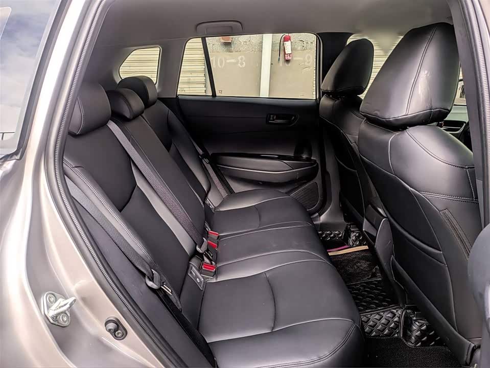 Toyota Corolla Sharp amplifier