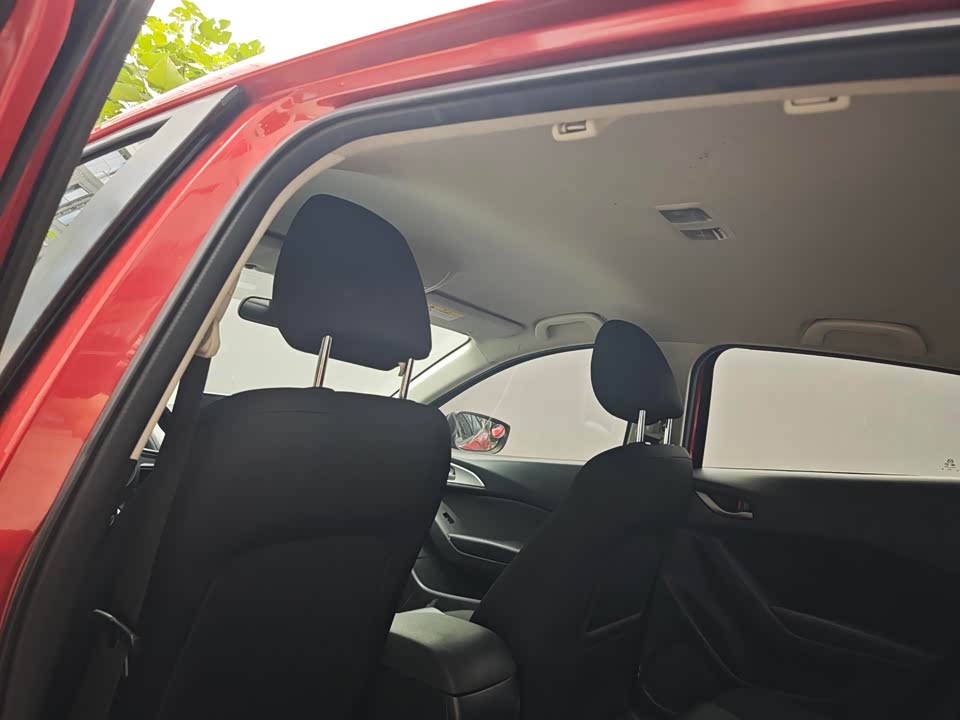 Mazda 3 Angkesaila