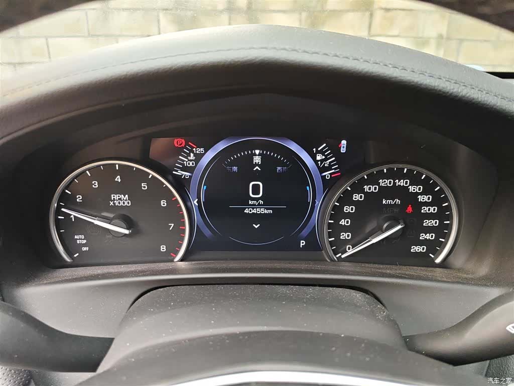 Cadillac CT6, 2021 4