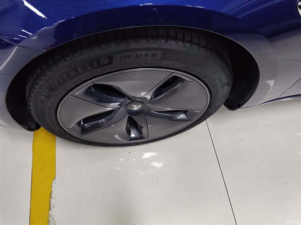 Tesla Model 3, 2020 23