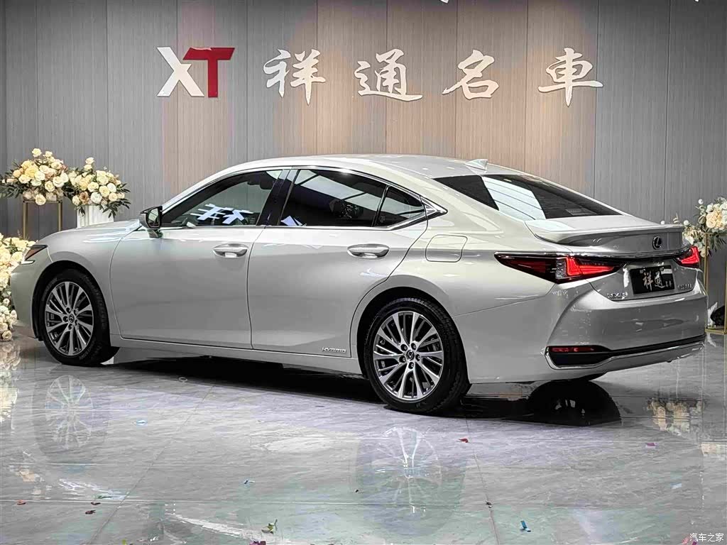 Lexus ES, 2021 22