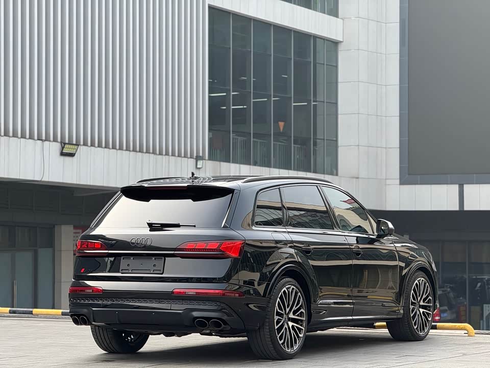 Audi SQ7