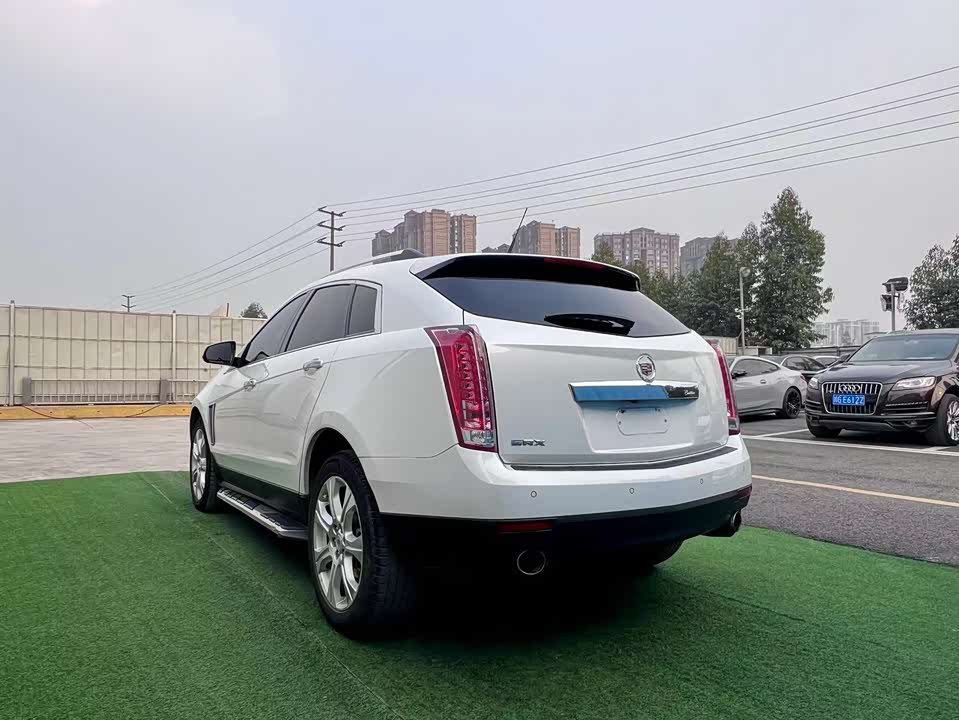 Cadillac SRX
