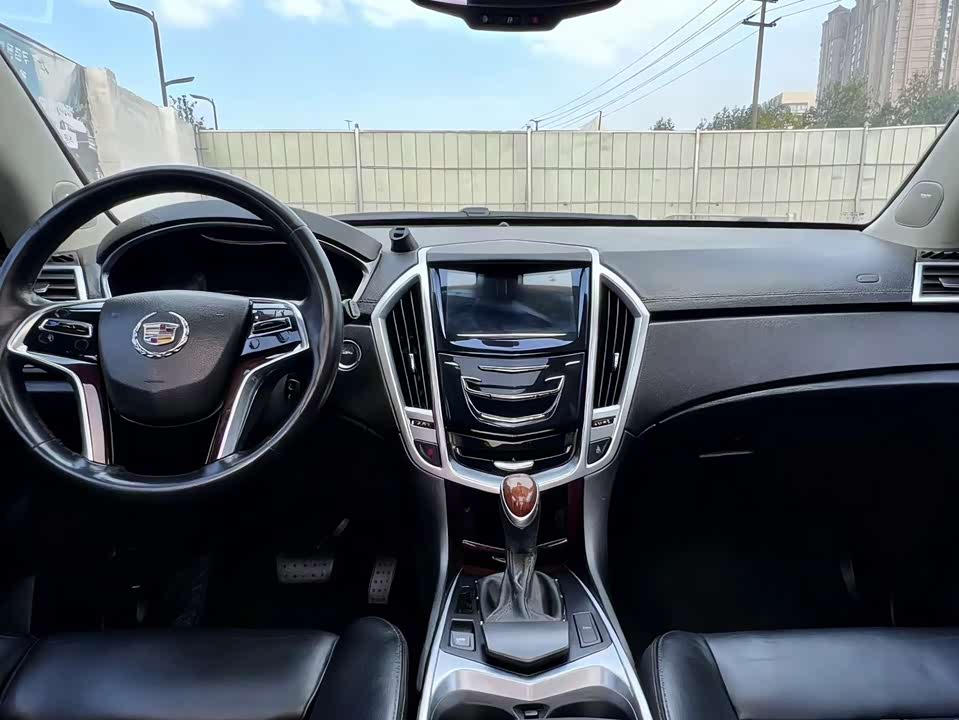 Cadillac SRX