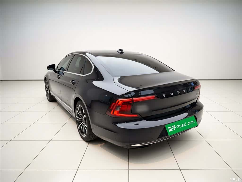 Volvo S90, 2024 все фото
