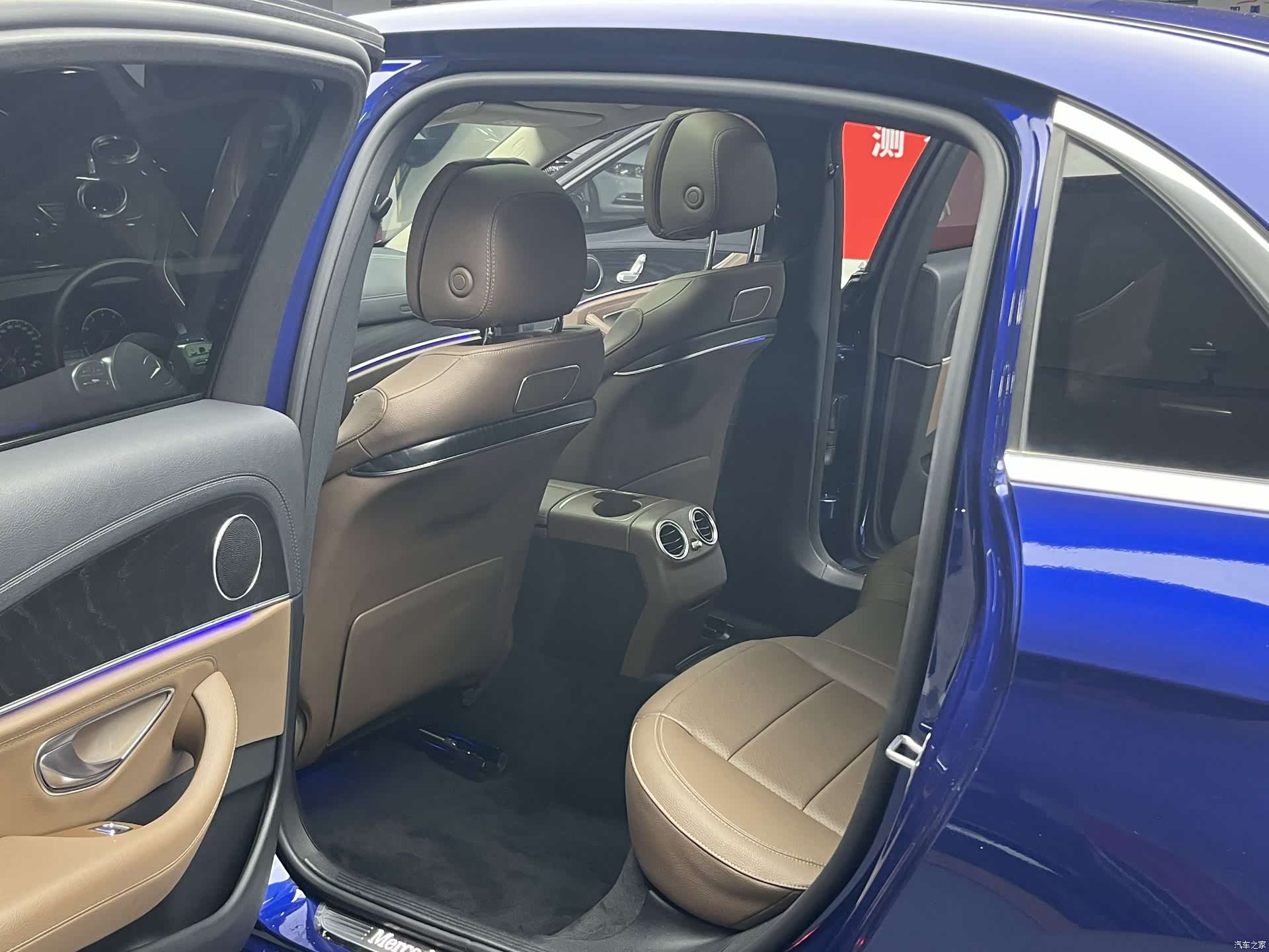 Mercedes-Benz E-Class, 2019 13
