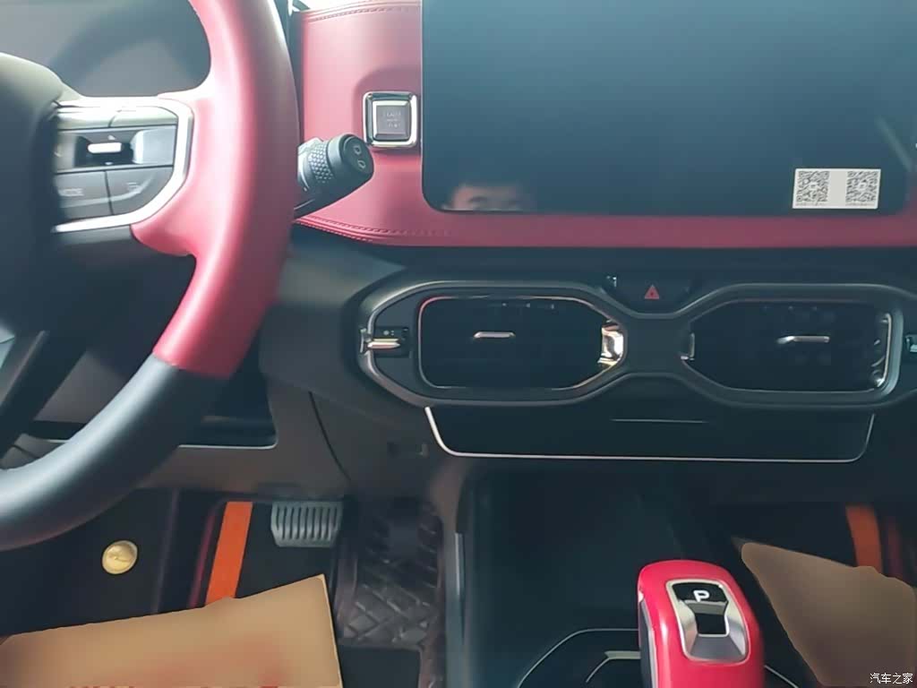 Geely Icon, 2022 10
