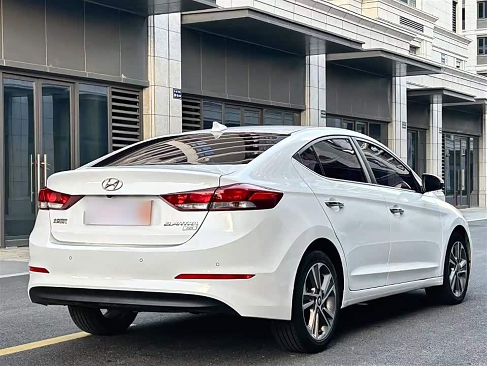 Hyundai Lead Hyundai Lead