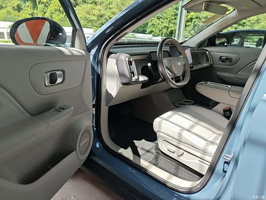 Leapmotor B10, 2025 16