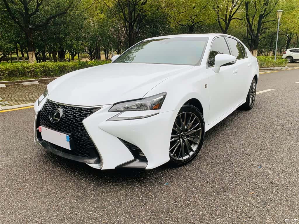 Lexus GS