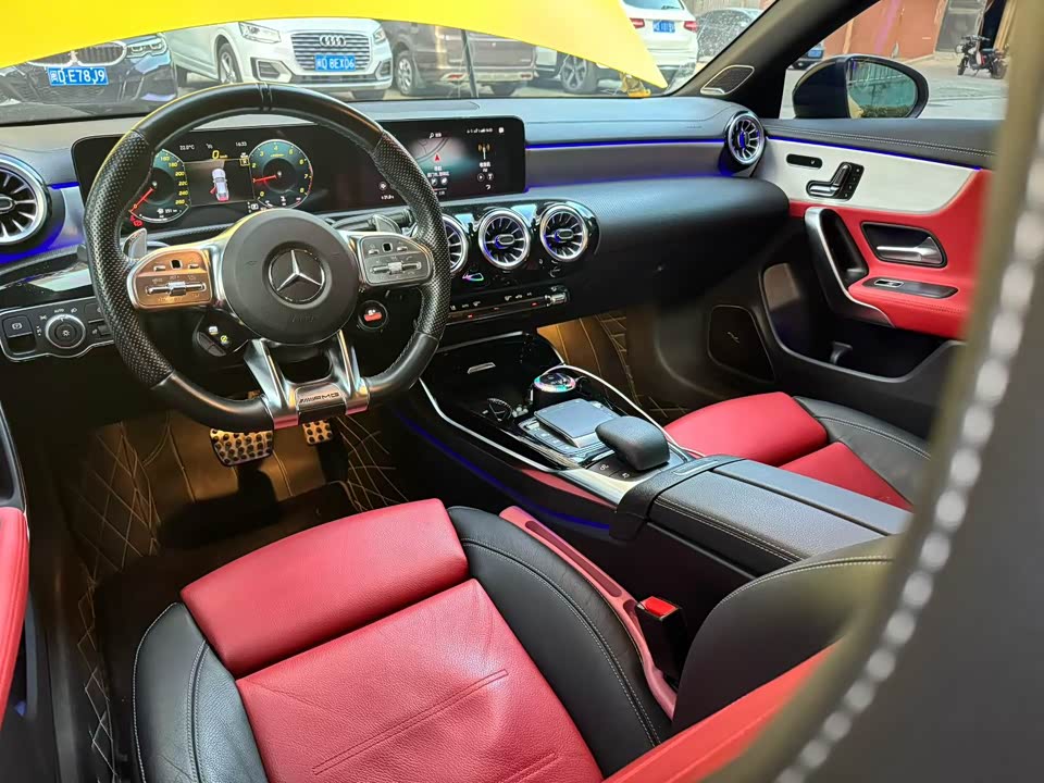Mercedes-Benz CLA AMG