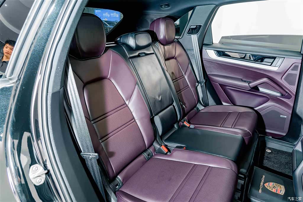 Porsche Cayenne, 2024 21