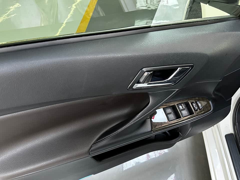 Toyota Reiz Toyota Reiz