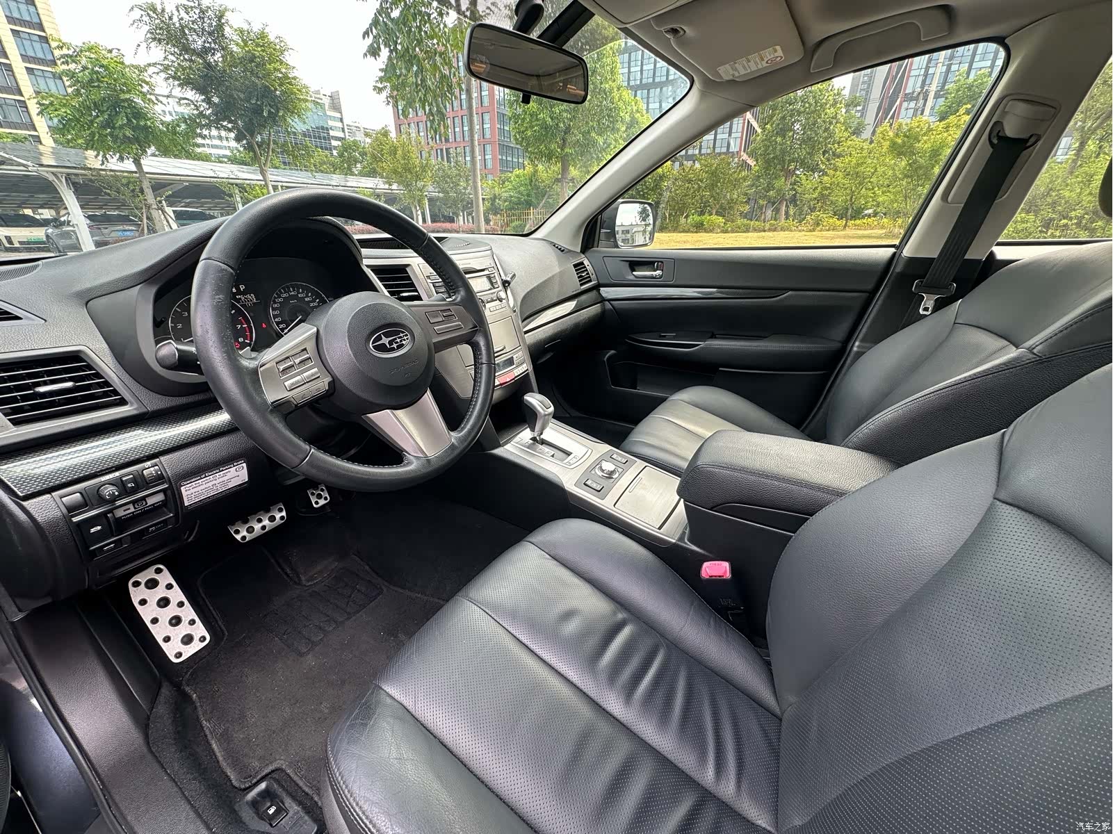 Subaru Legacy, 2011 13