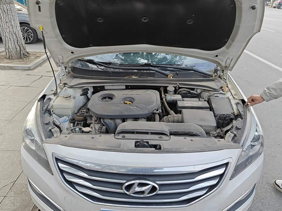 Hyundai Name picture