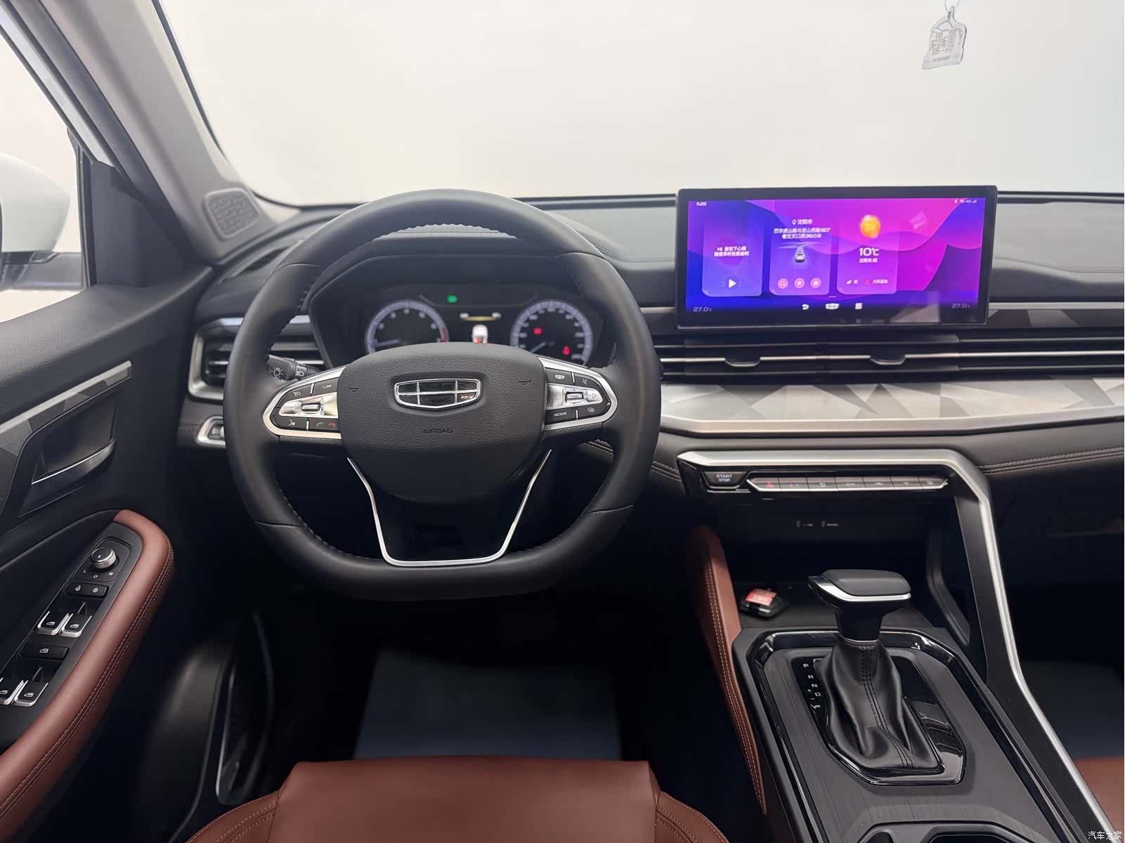 Geely X6, 2022 14