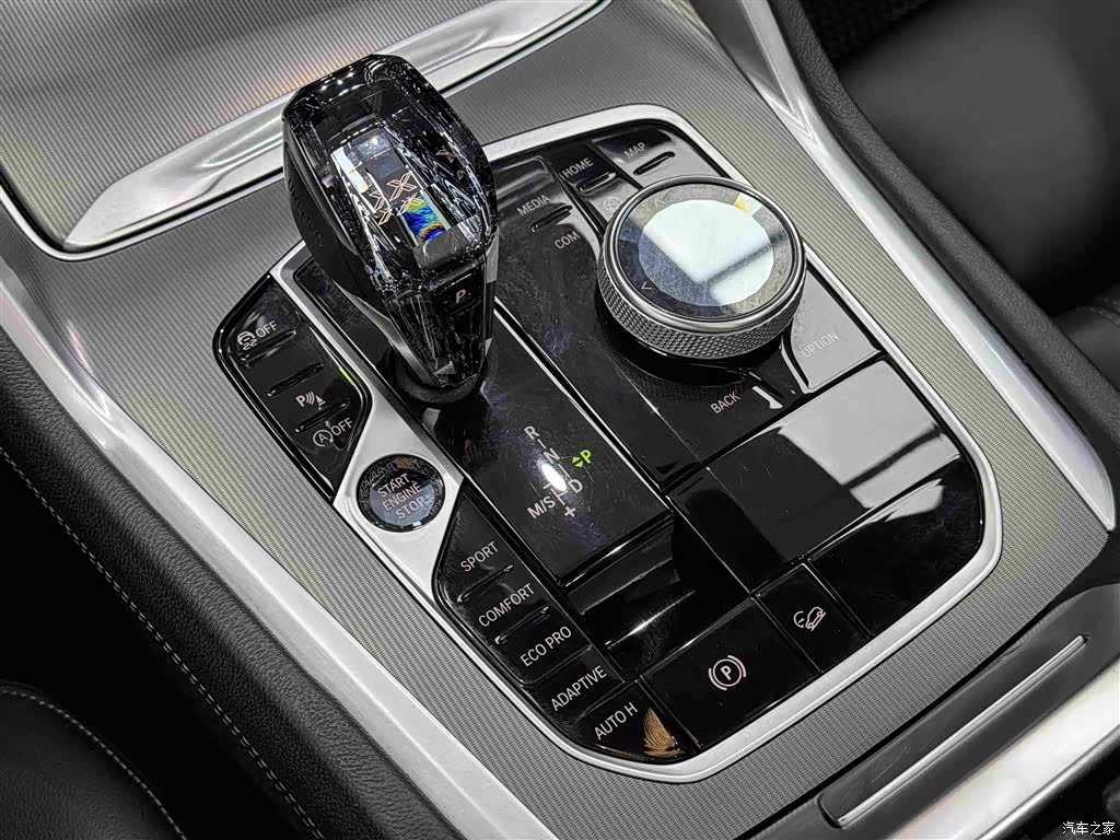 BMW X6, 2021 9