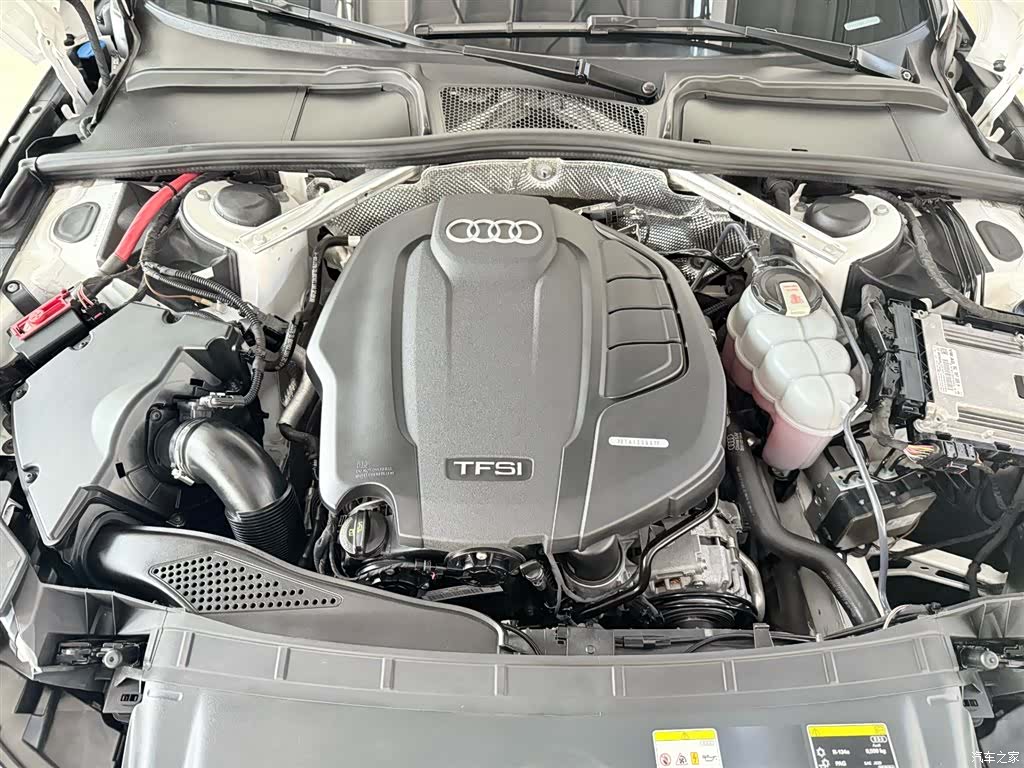 Audi A4L, 2021 14