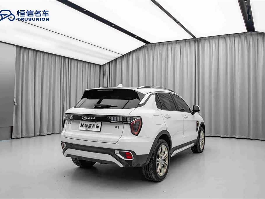 Lynk & Co 01