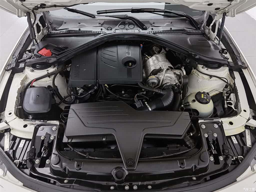 BMW 3 Series, 2015 6