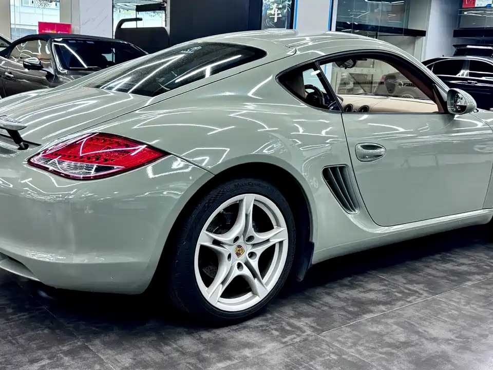 Porsche Cayman