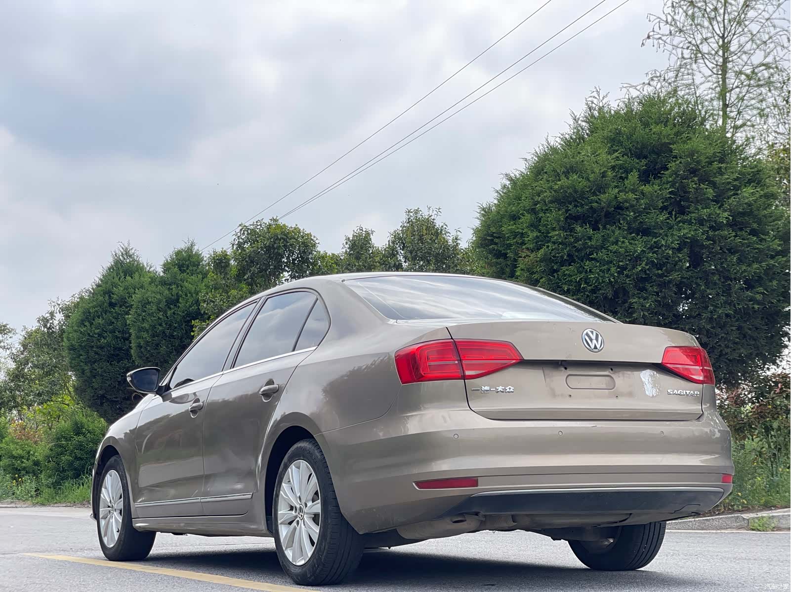 Volkswagen Sagitar, 2015 все фото
