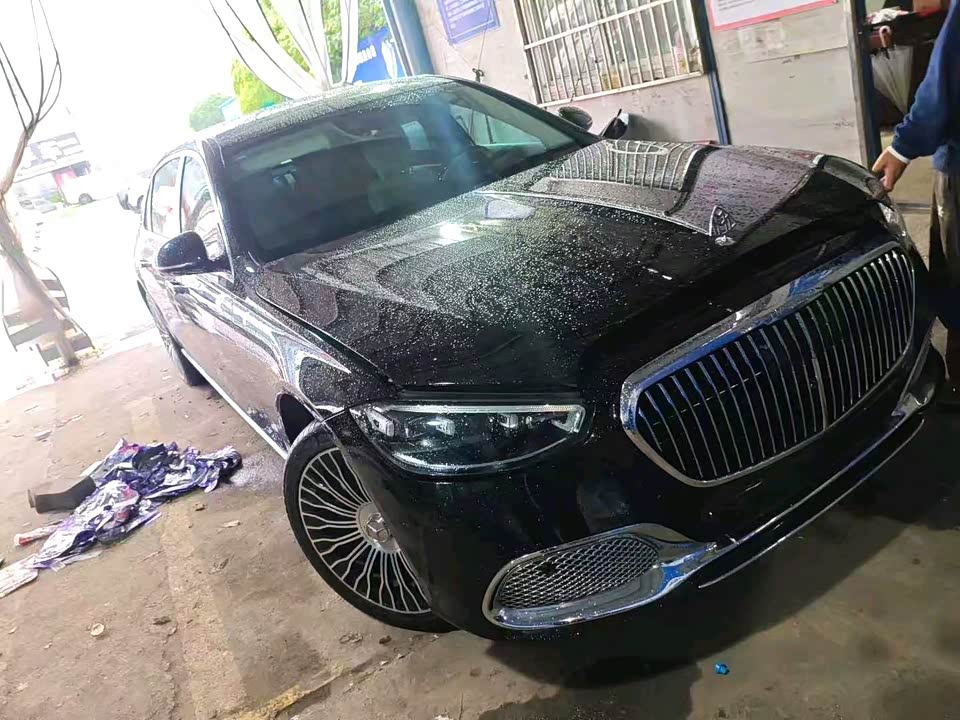 Mercedes-Benz Maybach S-class