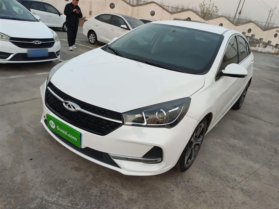 Chery Arrizo 5