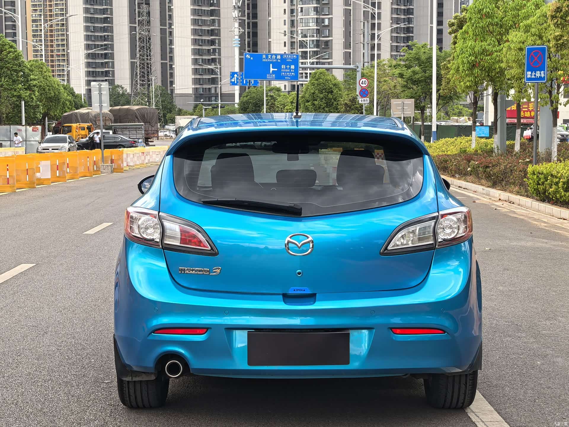 Mazda 3, 2013 8