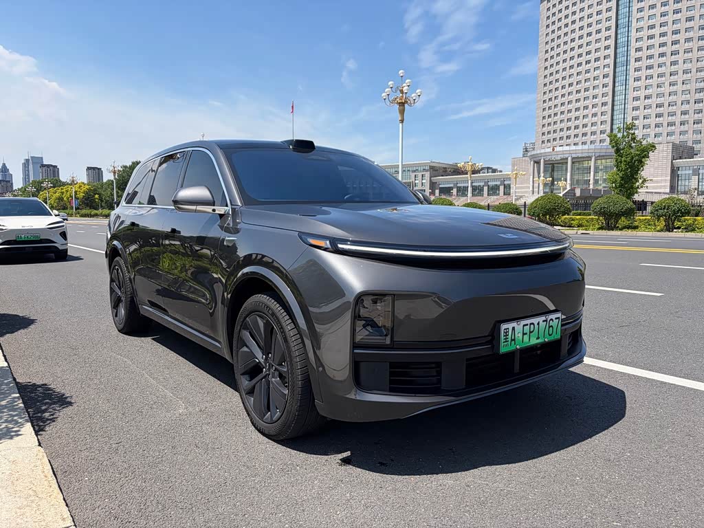 Li Auto L9