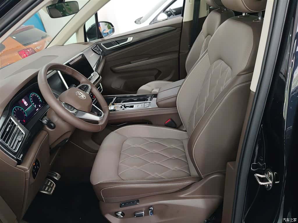 Volkswagen Viloran, 2025 15