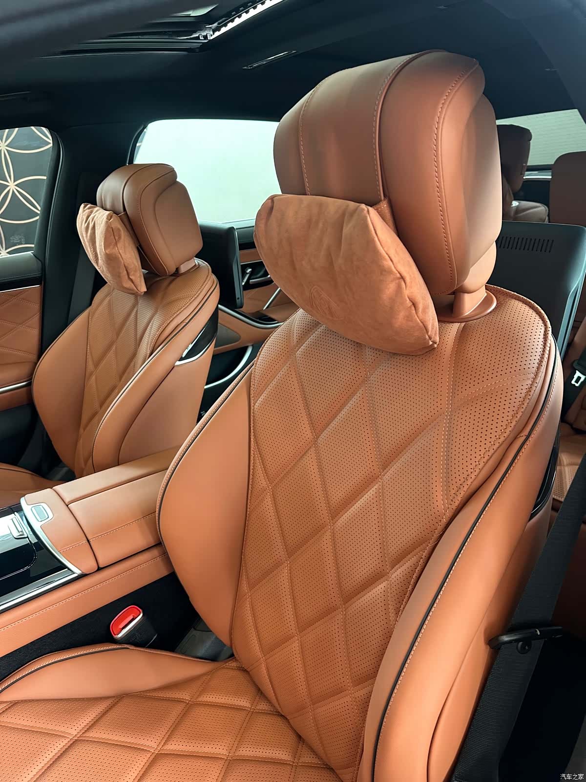 Maybach S-Class, 2026 все фото
