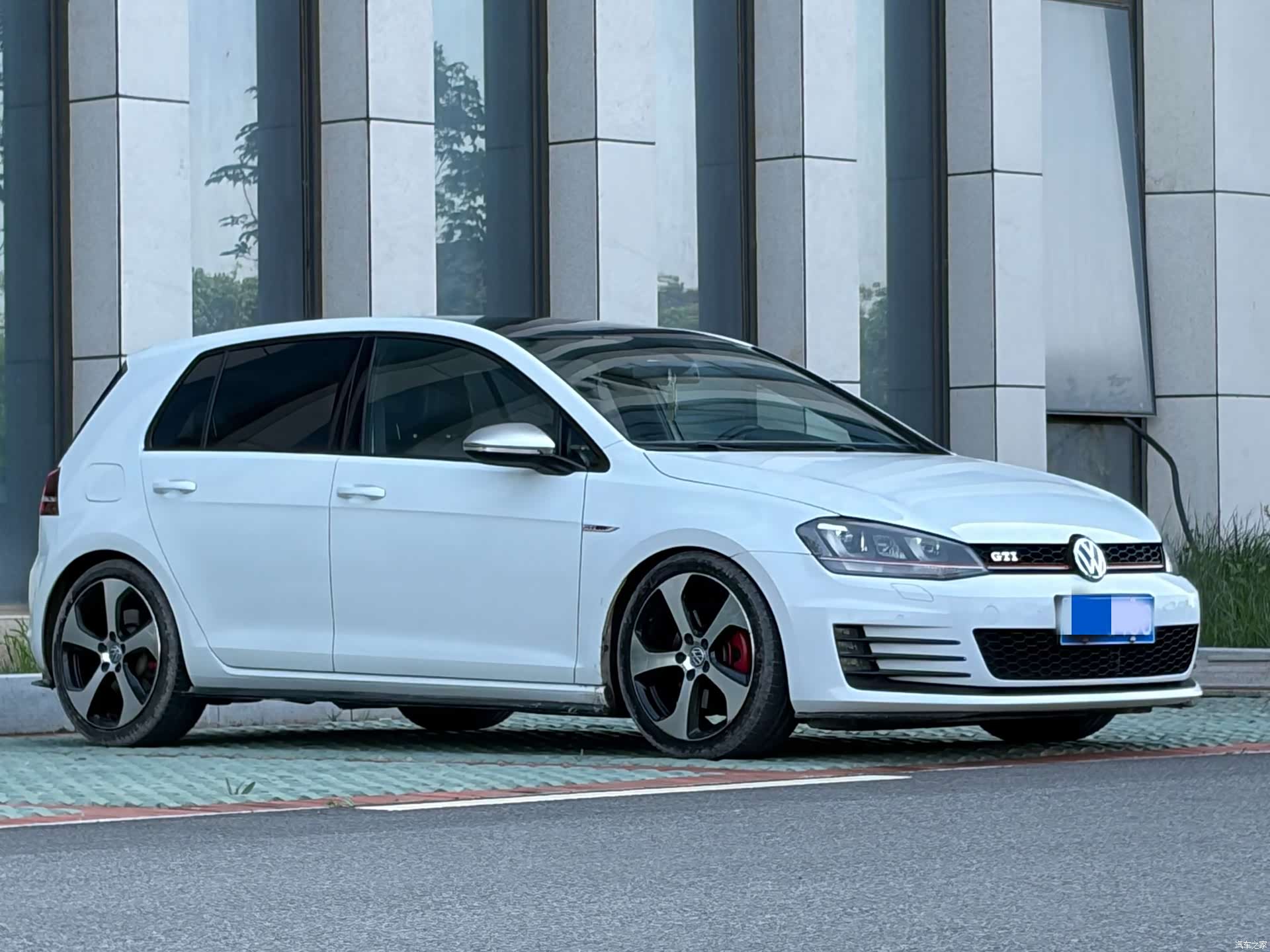 Volkswagen Golf, 2015 3