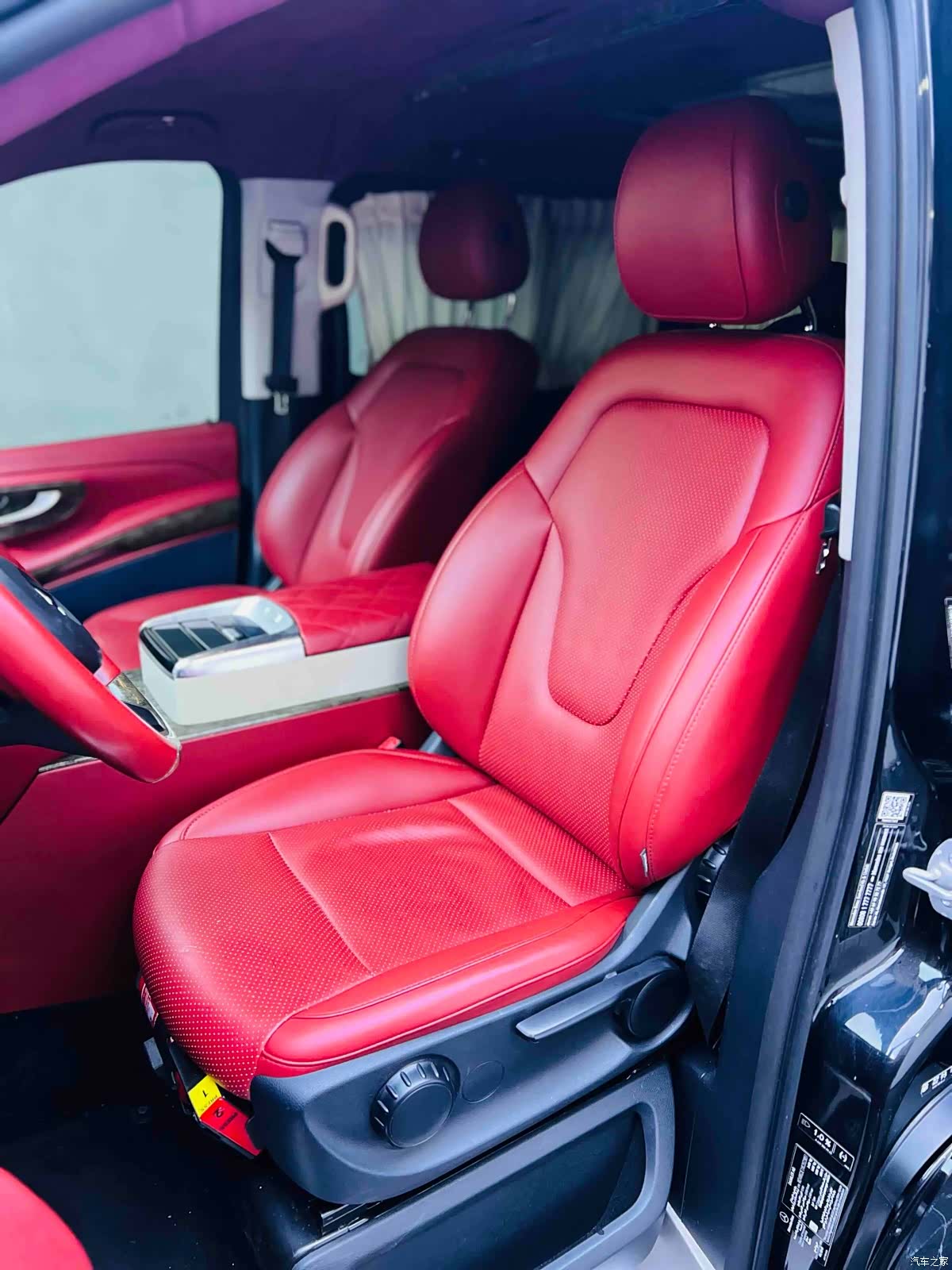 Mercedes-Benz V-Class, 2020 все фото